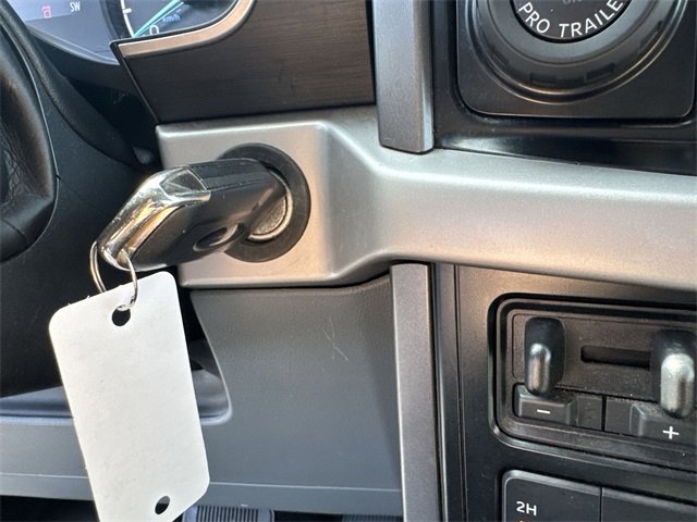 Used 2023 Ford F150 XLT w/ Trailer Tow Package image 18