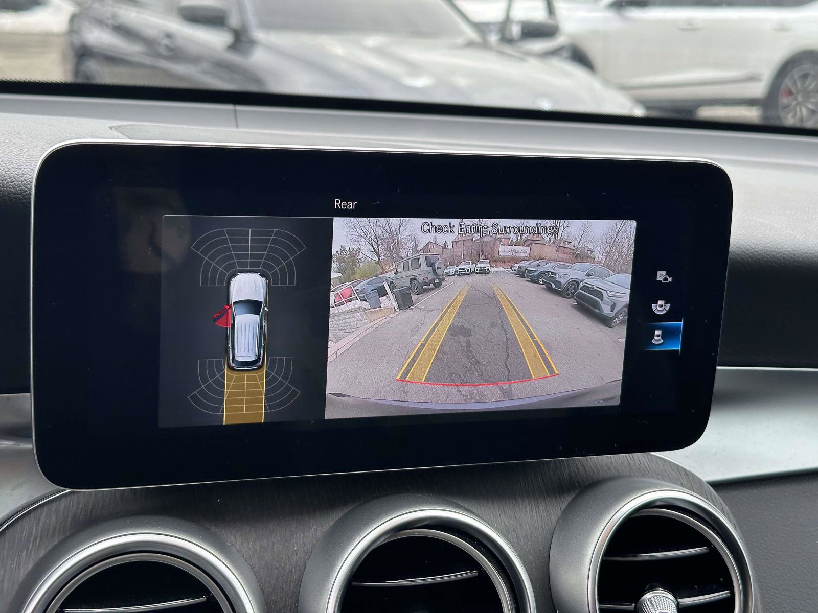 Used 2021 Mercedes-Benz GLC 300 4MATIC image 31