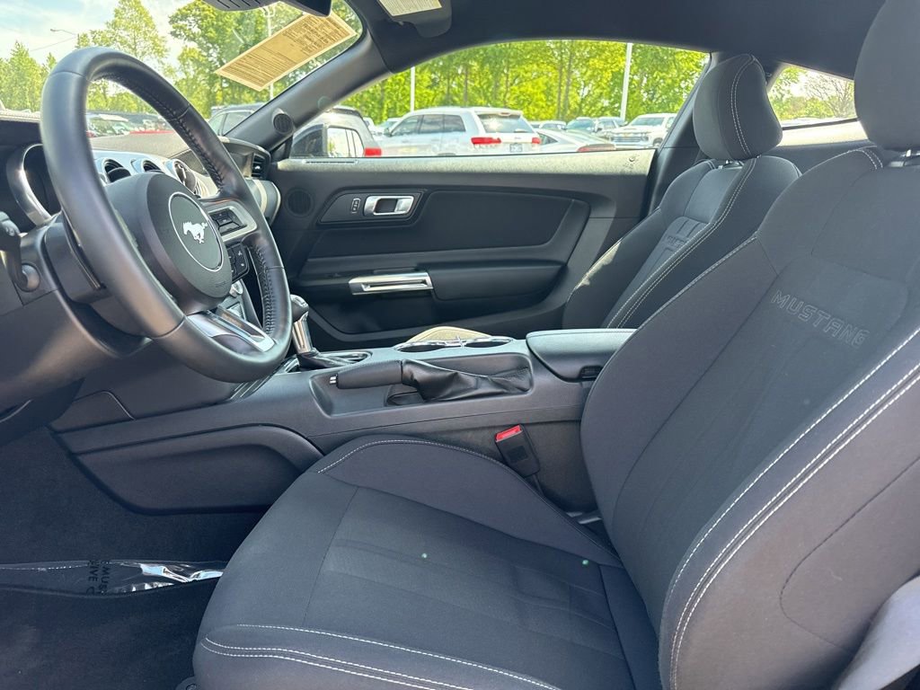 Used 2022 Ford Mustang GT w/ Equipment Group 301A RWD image 9