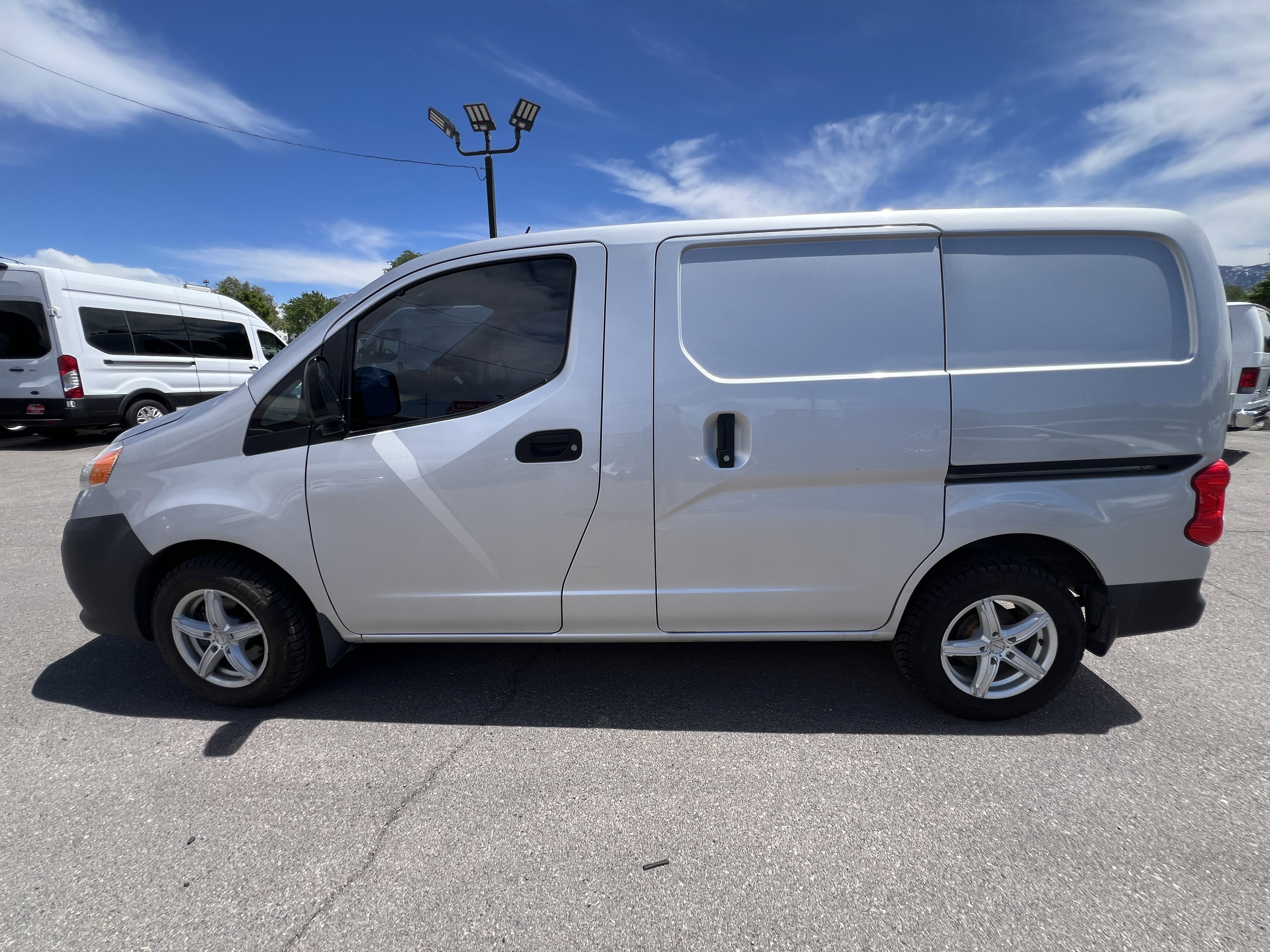 Used 2017 Nissan NV200 S FWD image 5
