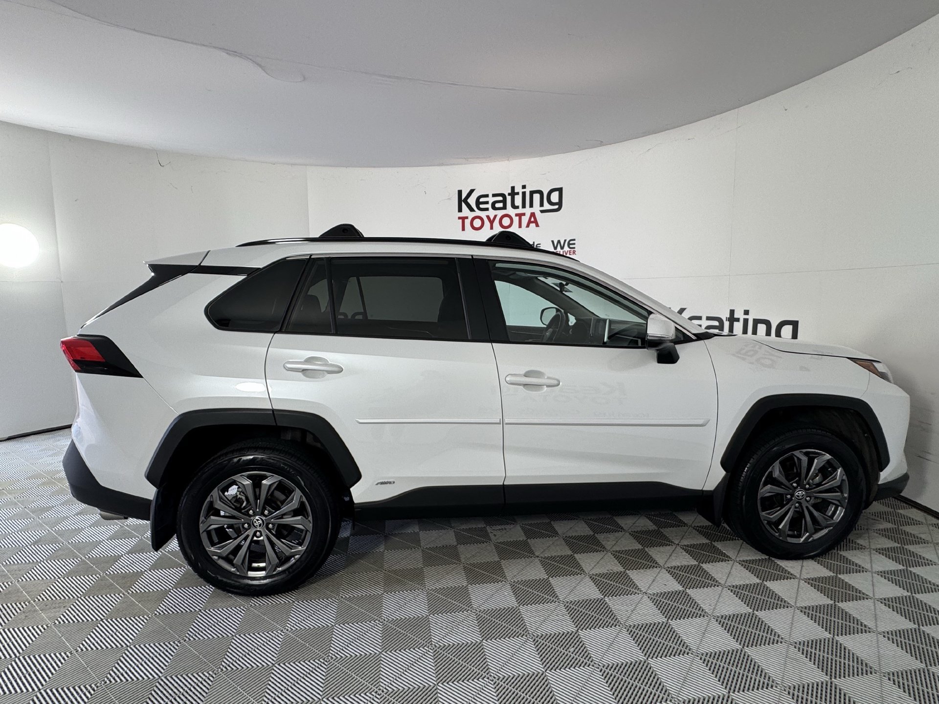 Certified 2024 Toyota RAV4 XLE Premium AWD/4WD image 5