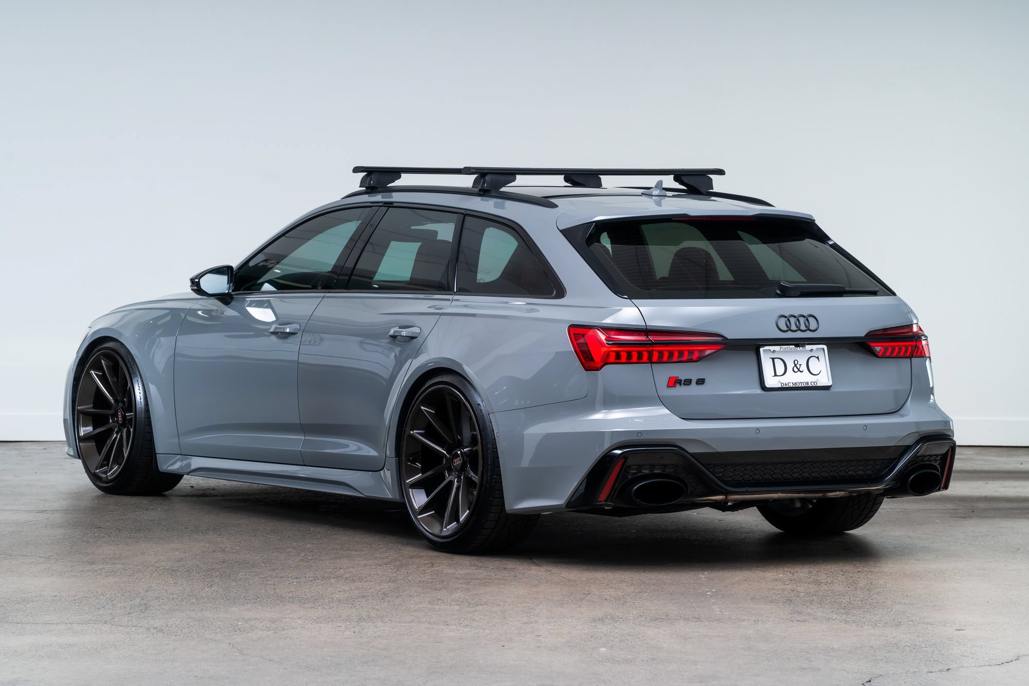 Used 2021 Audi RS 6 AWD/4WD image 6