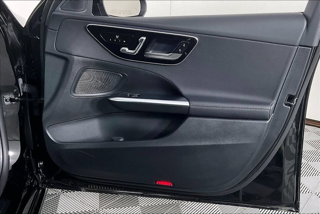 Certified 2025 Mercedes-Benz C 300 4MATIC Sedan image 16