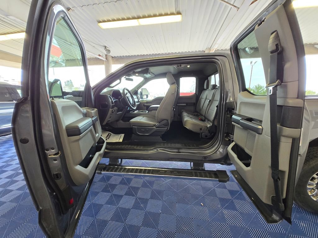 Used 2021 Ford F250 XLT w/ XLT Premium Package image 24