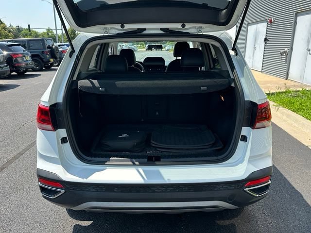 Used 2022 Volkswagen Taos SE AWD/4WD image 15