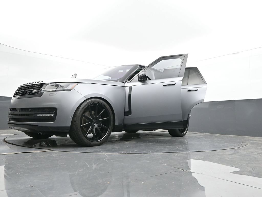 Used 2023 Land Rover Range Rover SE image 67