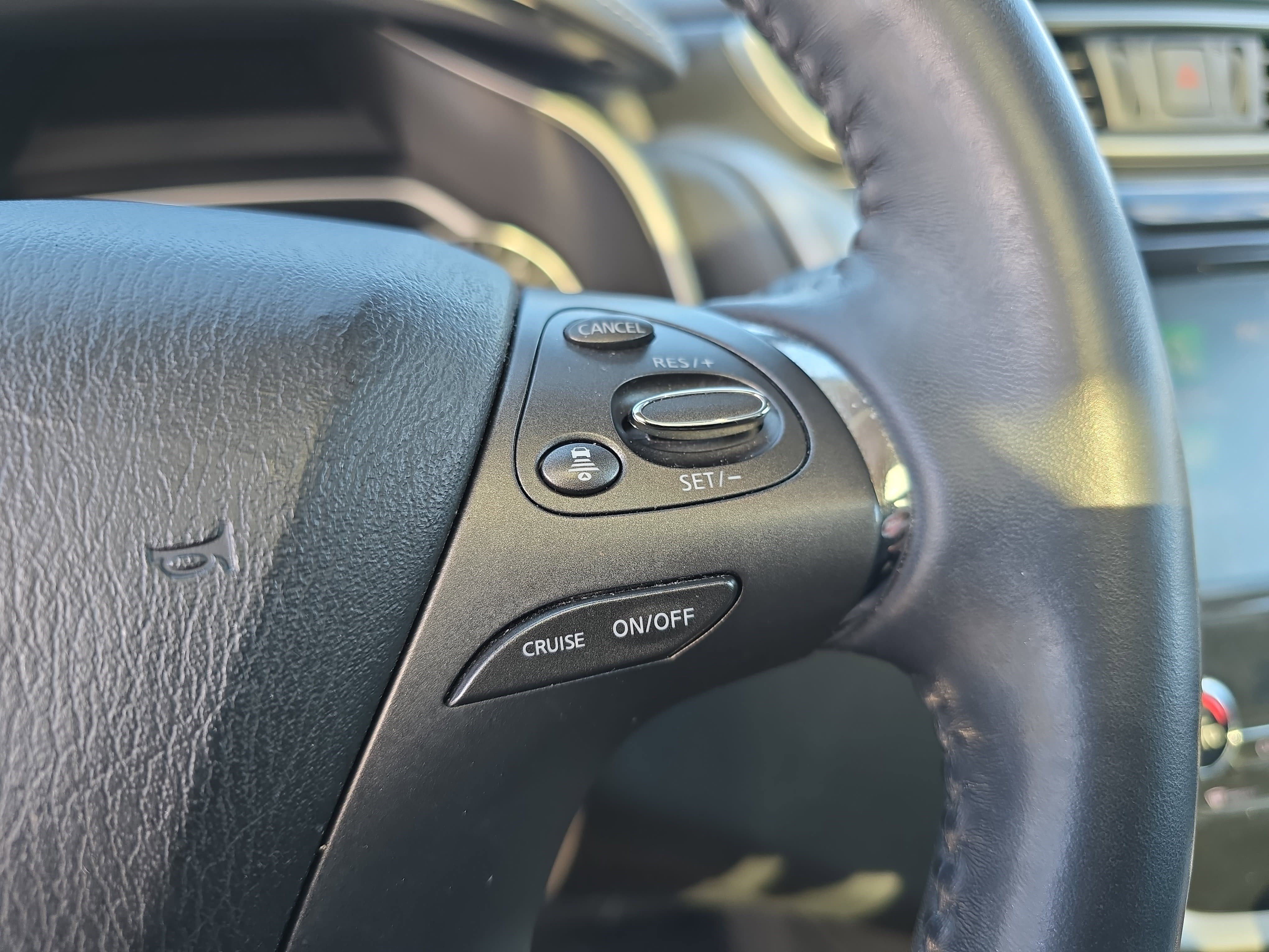 Used 2020 Nissan Murano Platinum w/ Cargo Package image 18