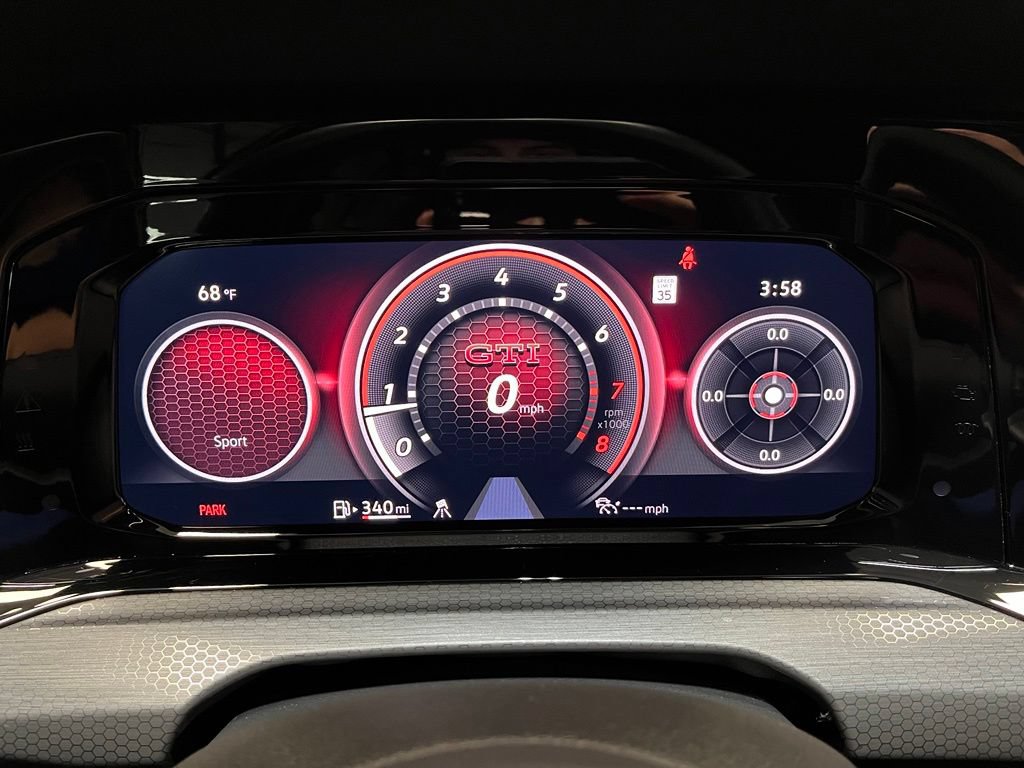 Used 2022 Volkswagen GTI SE FWD image 5