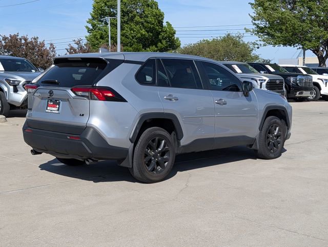 Used 2024 Toyota RAV4 LE image 6
