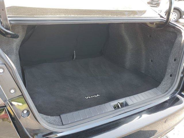 Used 2020 Nissan Versa SR w/ Convenience Package FWD image 8