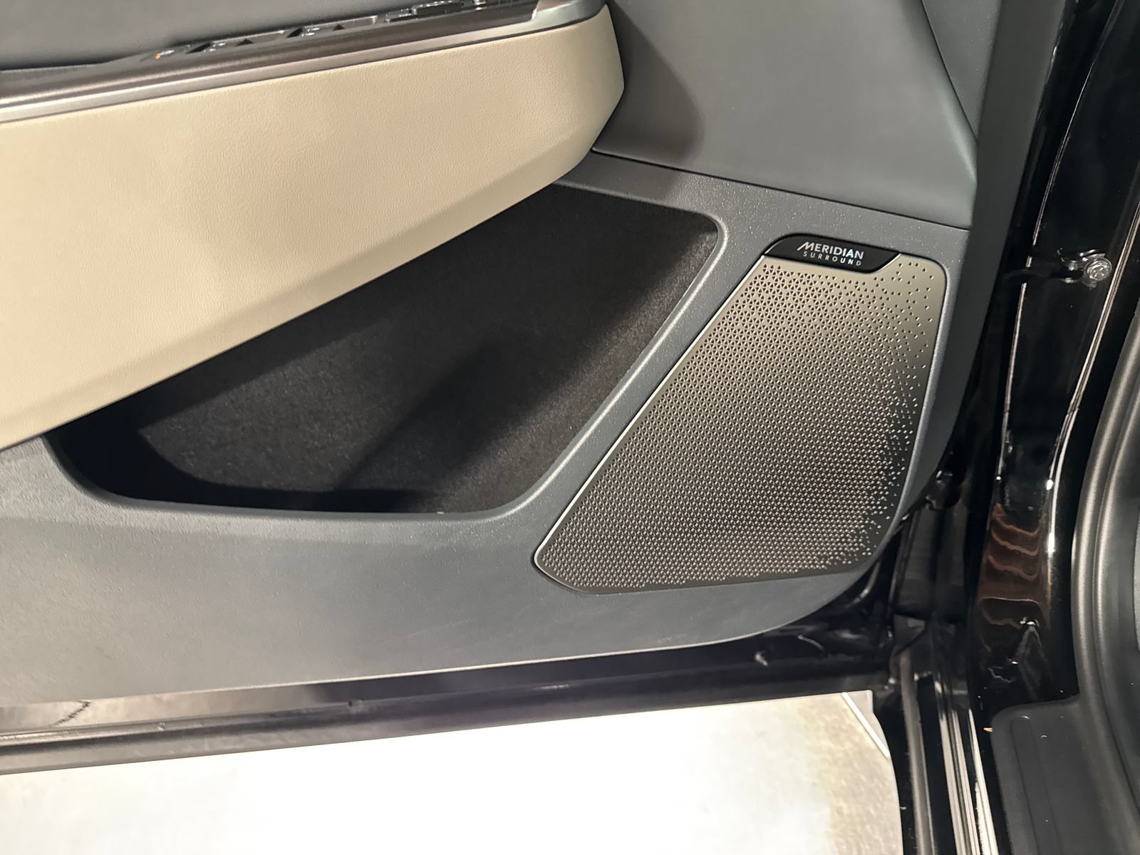 Certified 2024 Kia EV6 Wind w/ Wind Technology Package AWD/4WD image 19