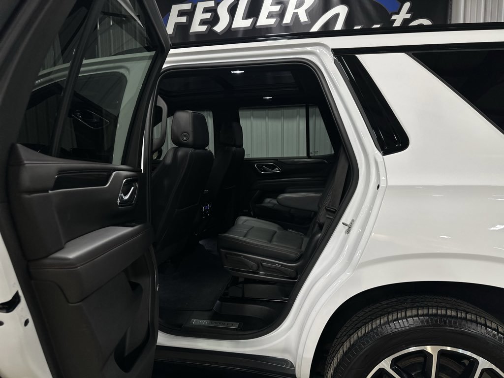 Used 2022 Chevrolet Tahoe RST w/ Luxury Package image 44