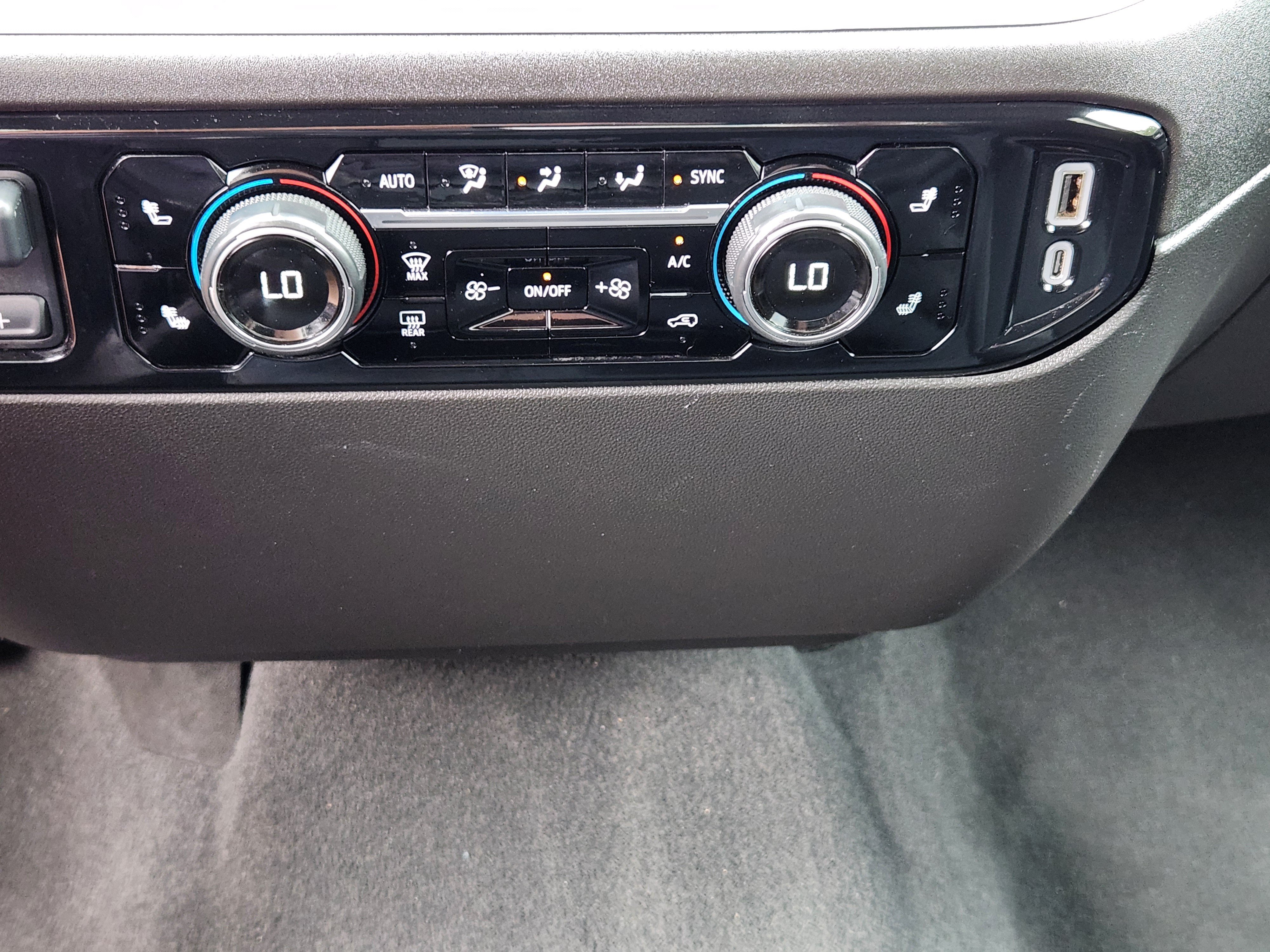 Certified 2025 Chevrolet Silverado 1500 LT RWD image 19