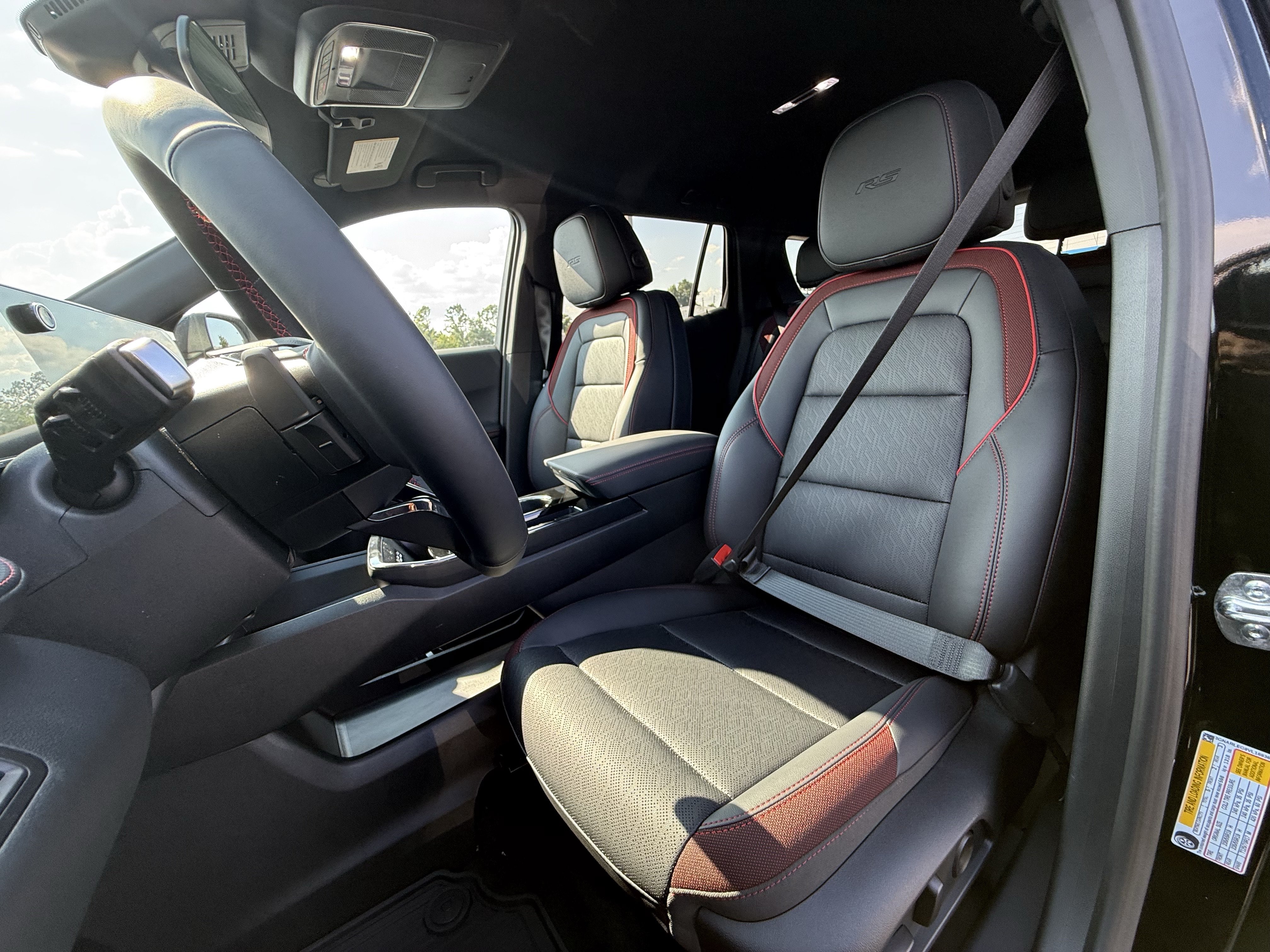 New 2027 Chevrolet Equinox RS FWD image 16