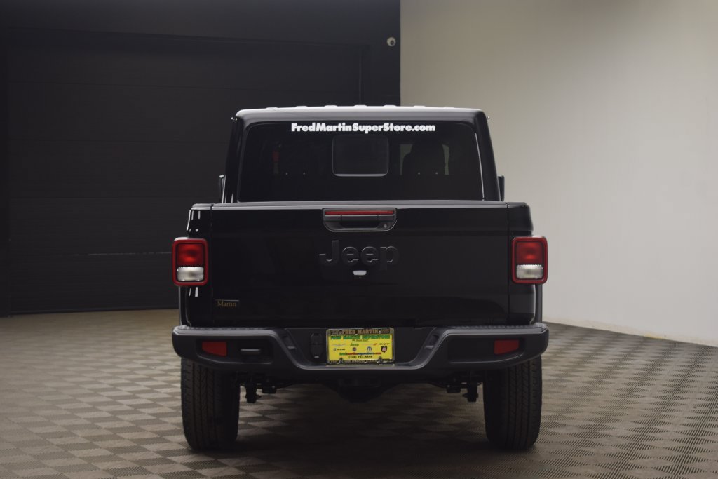 New 2026 Jeep Gladiator Sport AWD/4WD image 11