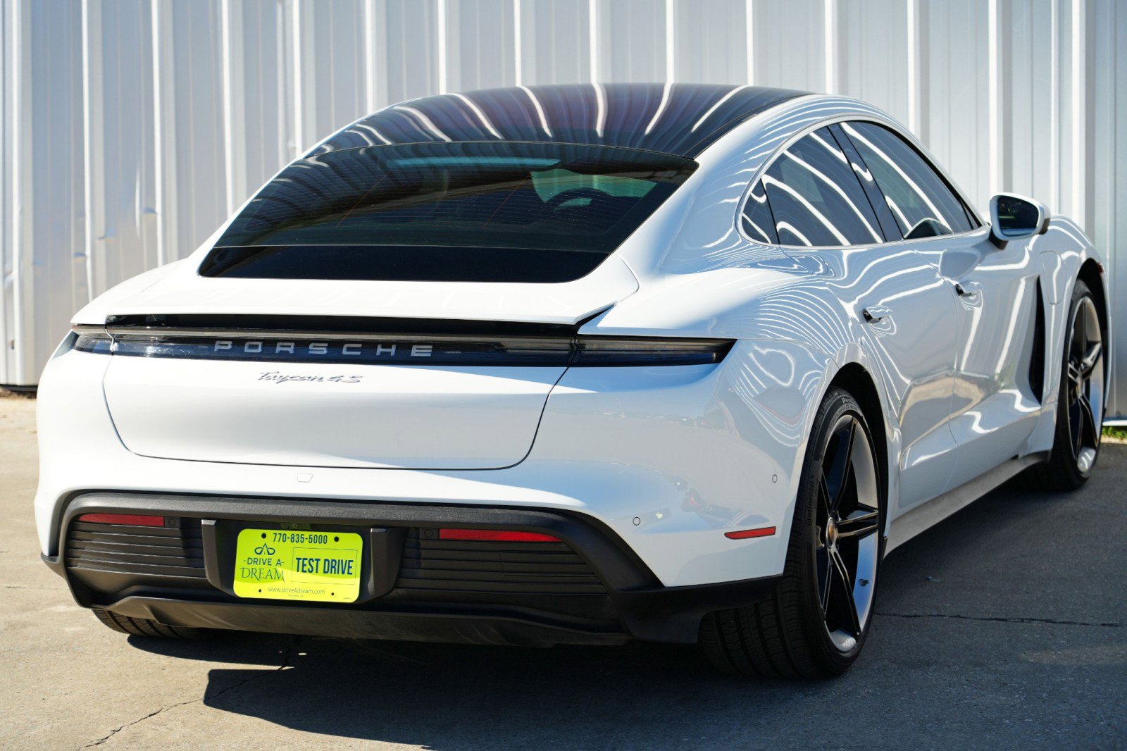 Used 2020 Porsche Taycan 4S image 54