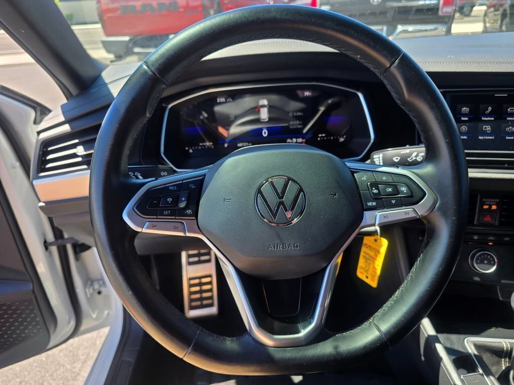 Used 2023 Volkswagen Jetta Sport FWD image 21