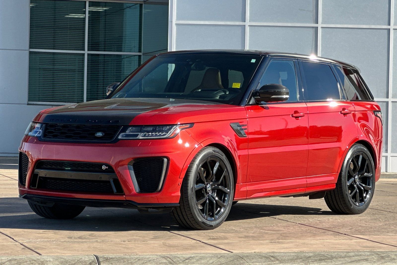 Used 2022 Land Rover Range Rover Sport SVR image 8