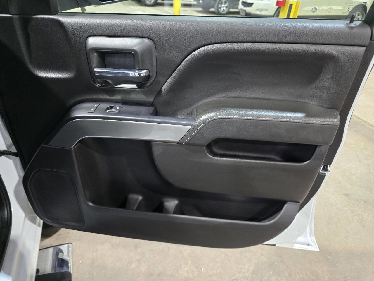 Used 2019 Chevrolet Silverado 1500 LT w/ All Star Edition AWD/4WD image 34