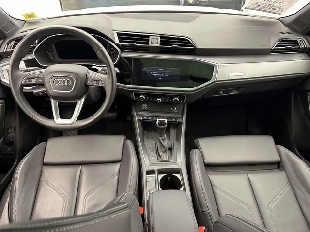 Used 2025 Audi Q3 2.0T Premium w/ Convenience Package AWD/4WD image 16