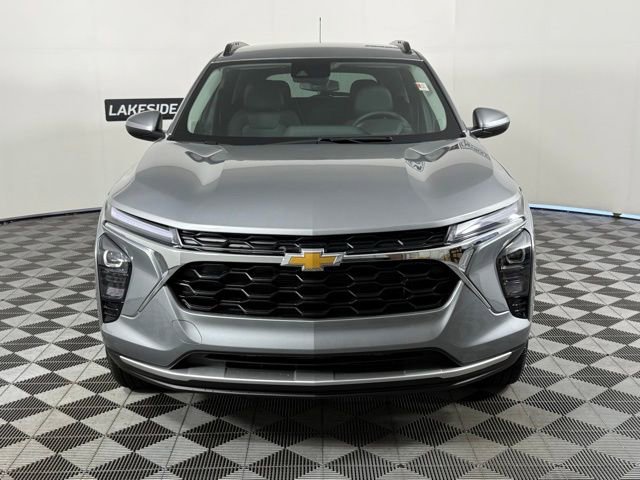 New 2025 Chevrolet Trax LT FWD image 9