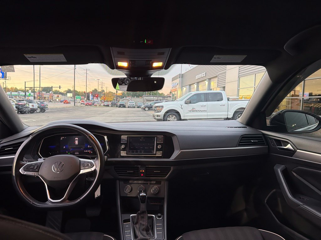 Used 2022 Volkswagen Jetta Sport FWD image 39