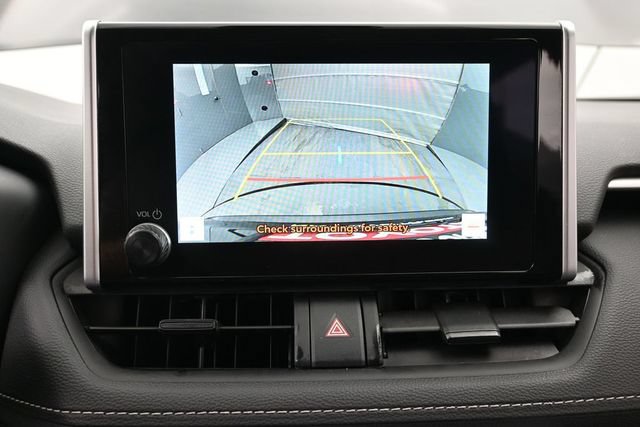 Certified 2025 Toyota RAV4 XLE AWD/4WD image 21