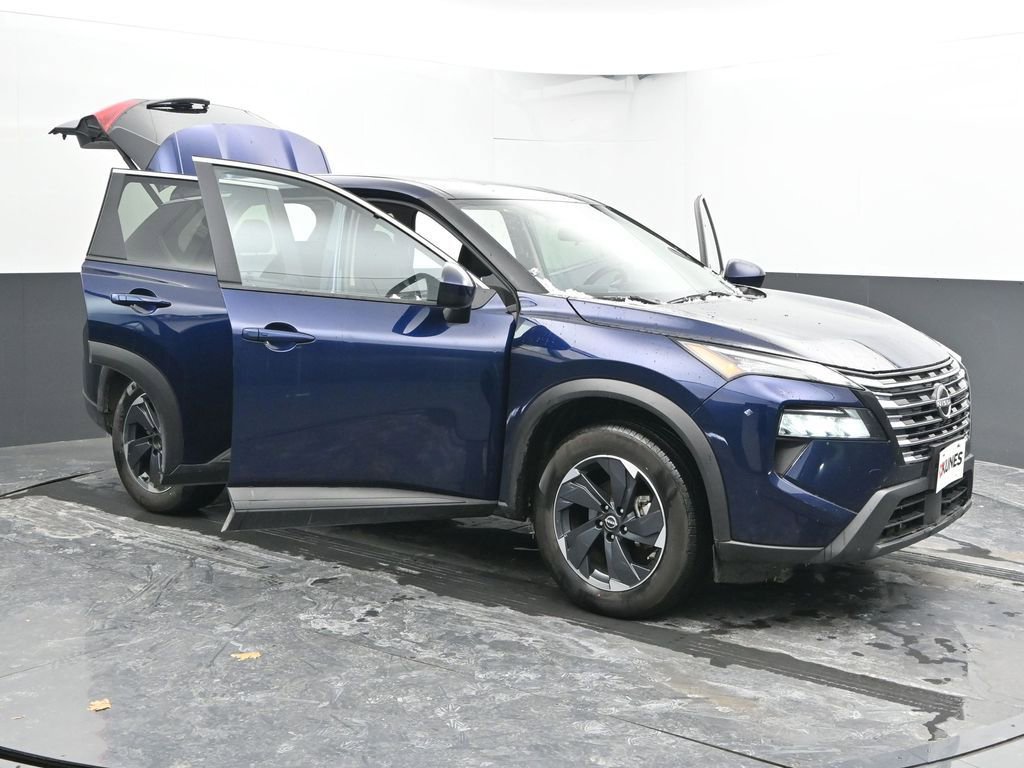 Used 2024 Nissan Rogue SV image 49