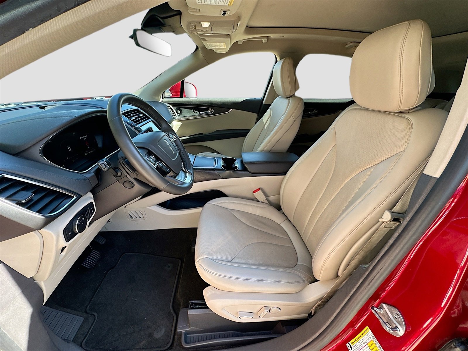 Used 2020 Lincoln Nautilus Reserve w/ Equipment Group 201A image 22