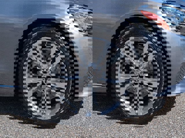 Used 2019 Mercedes-Benz C 300 Sedan image 12