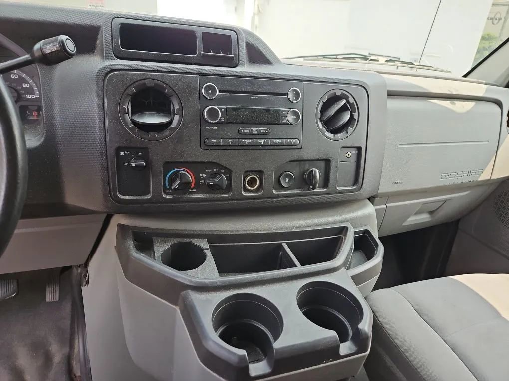 Used 2012 Ford E-150 and Econoline 150 w/ PWR Group image 18