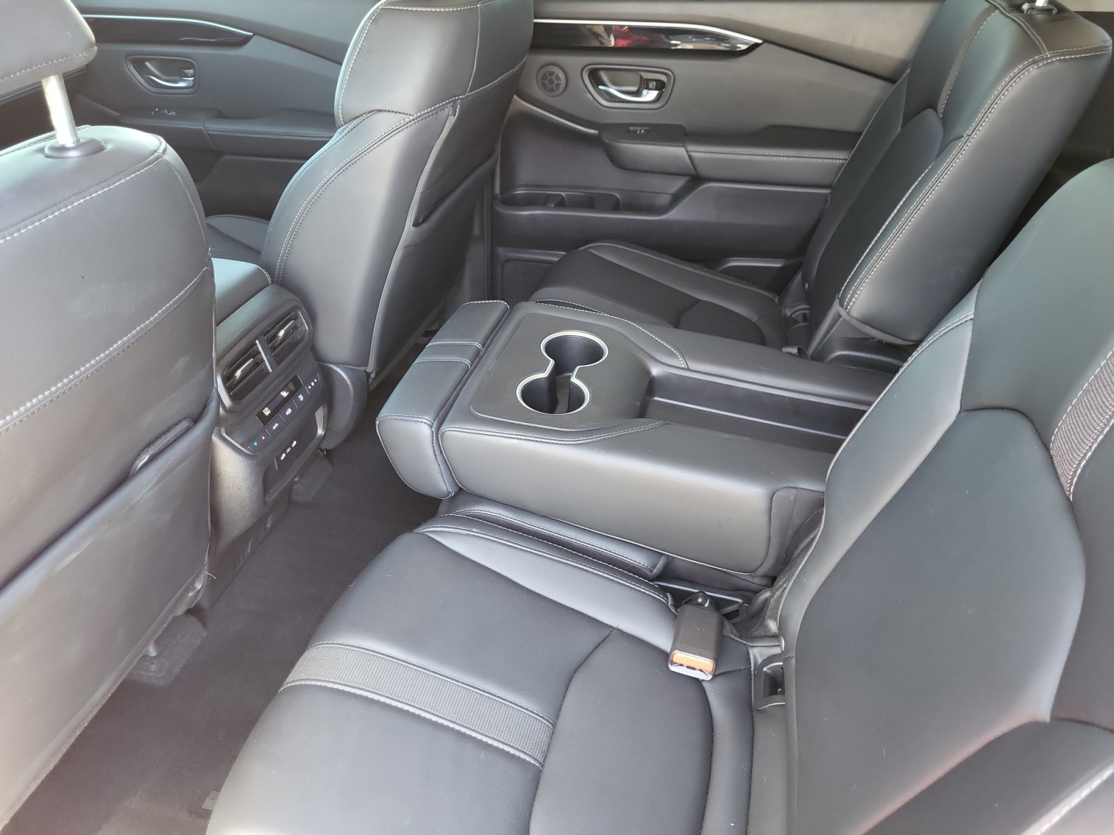 Used 2025 Honda Pilot Touring image 20