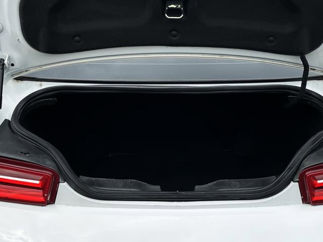 Used 2018 Chevrolet Camaro LT image 29