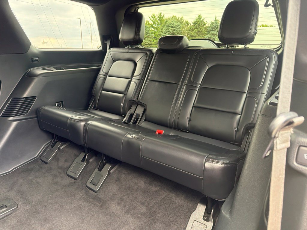 Used 2021 Lincoln Navigator Reserve AWD/4WD image 22