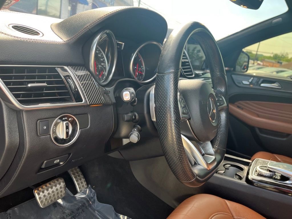Used 2018 Mercedes-Benz GLE 43 AMG 4MATIC Coupe w/ Parking Assist Package image 12