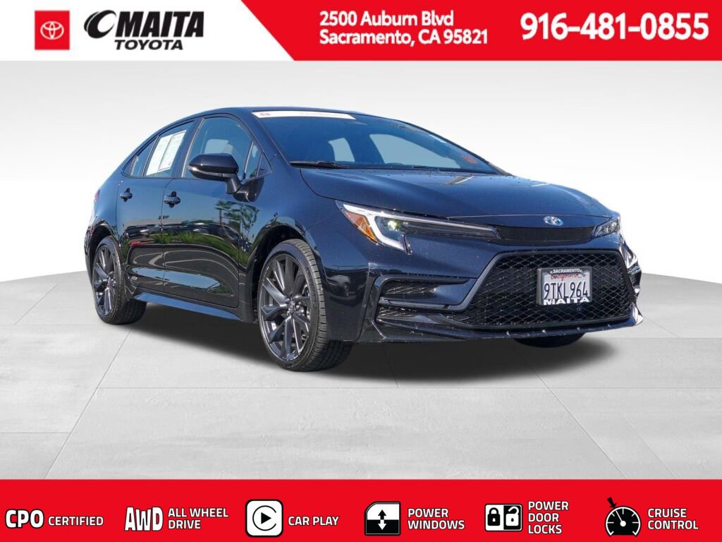Certified 2025 Toyota Corolla SE w/ Convenience Package image 1