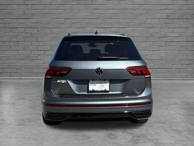 Used 2024 Volkswagen Tiguan SE R-Line FWD image 5