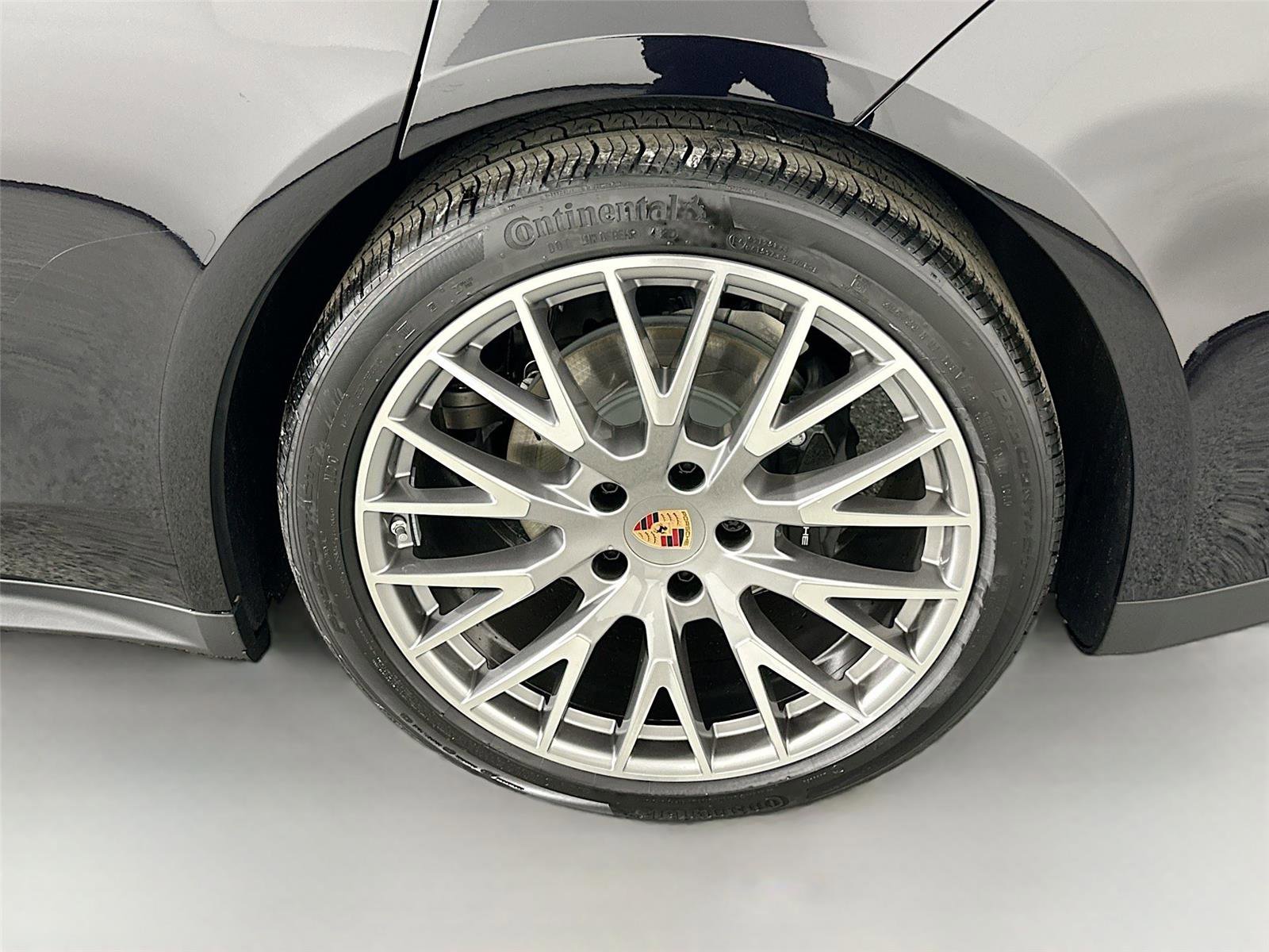 Used 2026 Porsche Panamera 4 AWD/4WD image 12