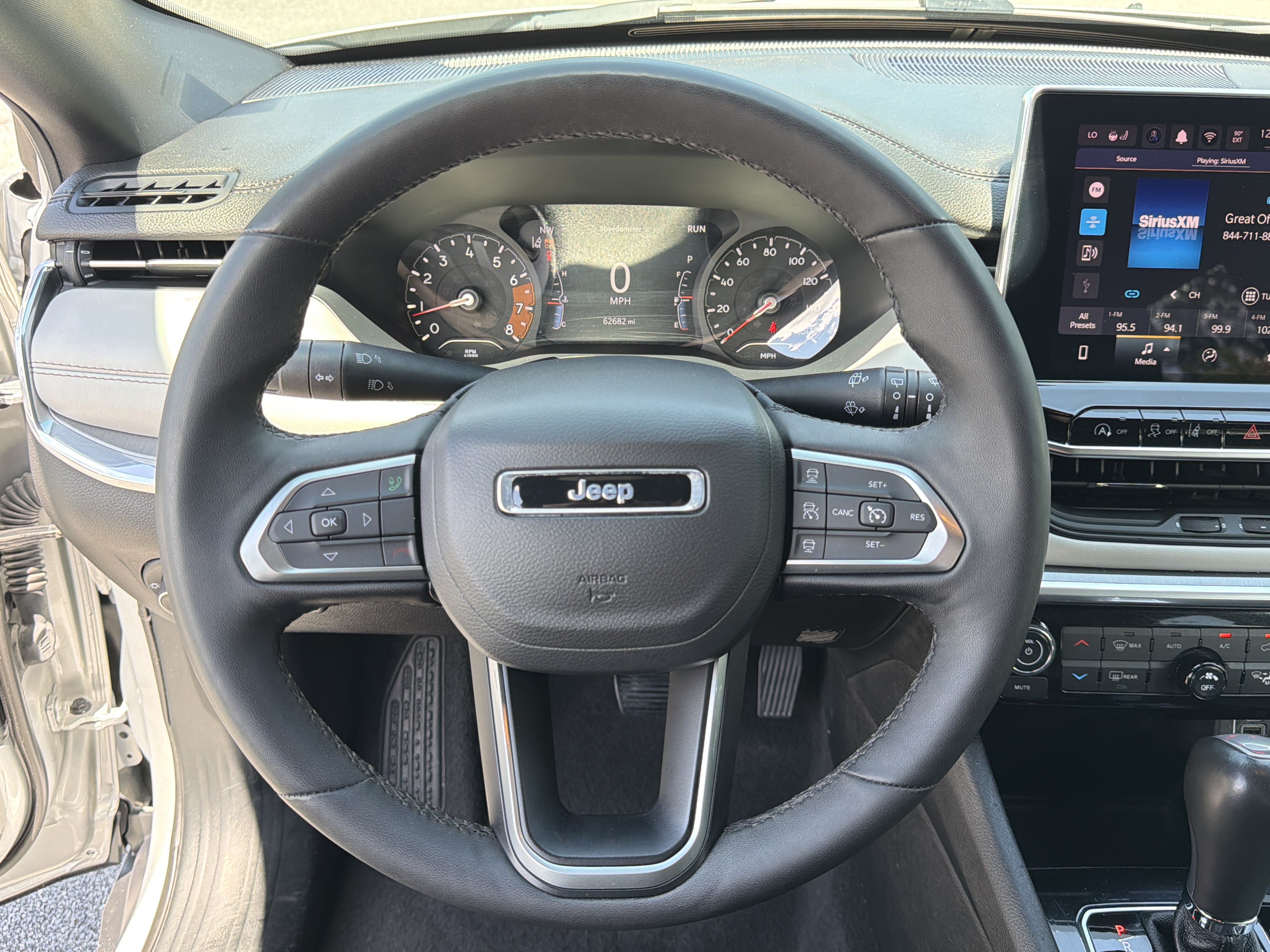 Used 2024 Jeep Compass Limited AWD/4WD image 28
