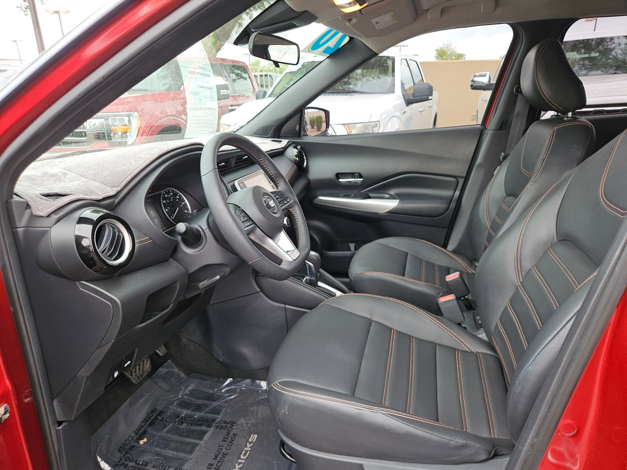 Used 2020 Nissan Kicks SR w/ SR Premium Package FWD image 20