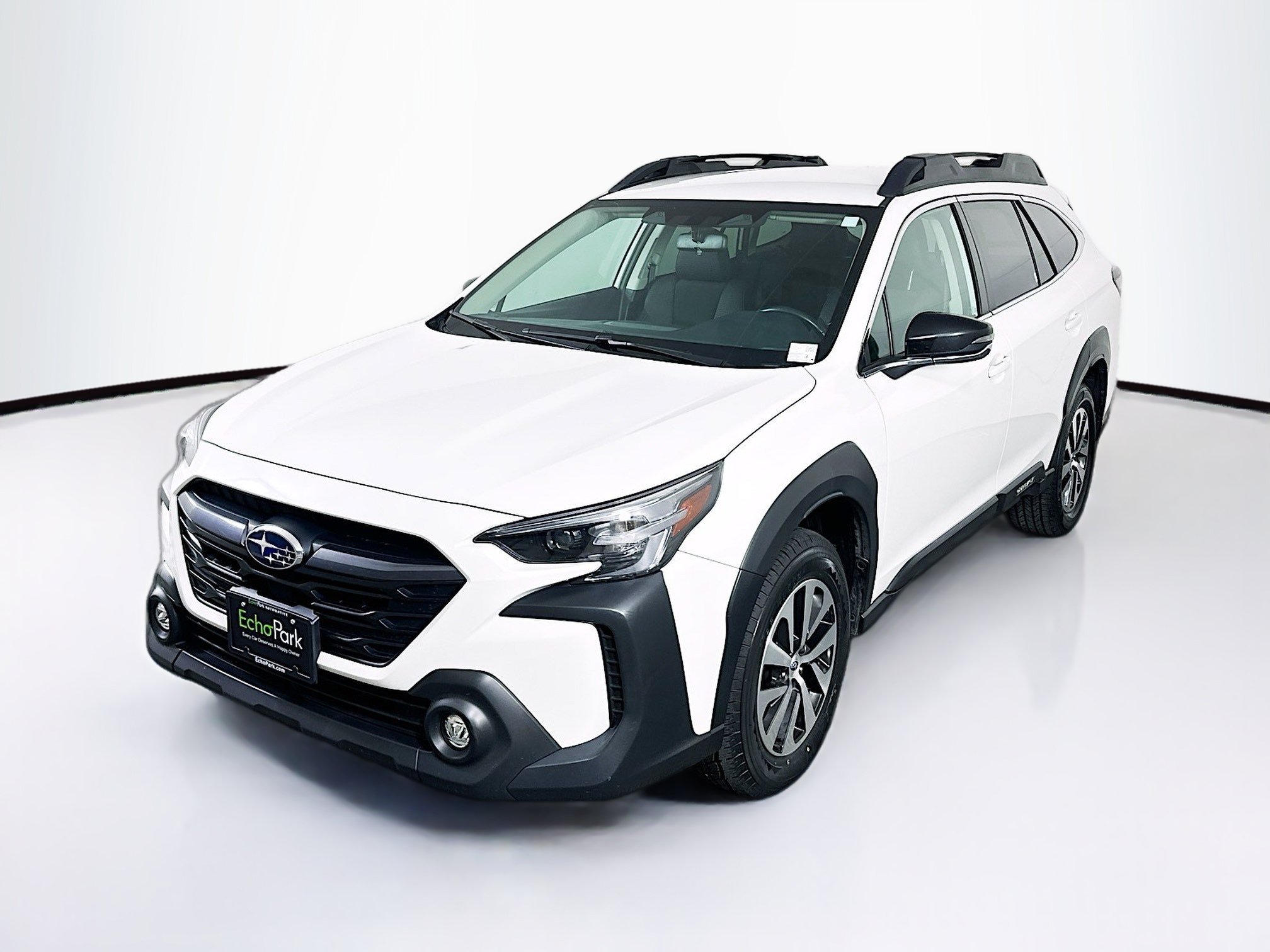 Used 2024 Subaru Outback Premium AWD/4WD image 3