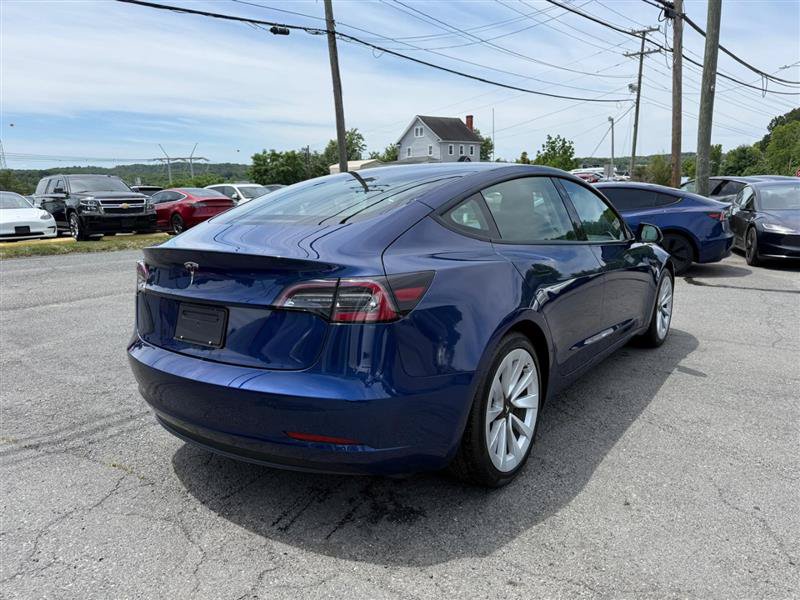 Used 2023 Tesla Model 3 Standard Range RWD image 5