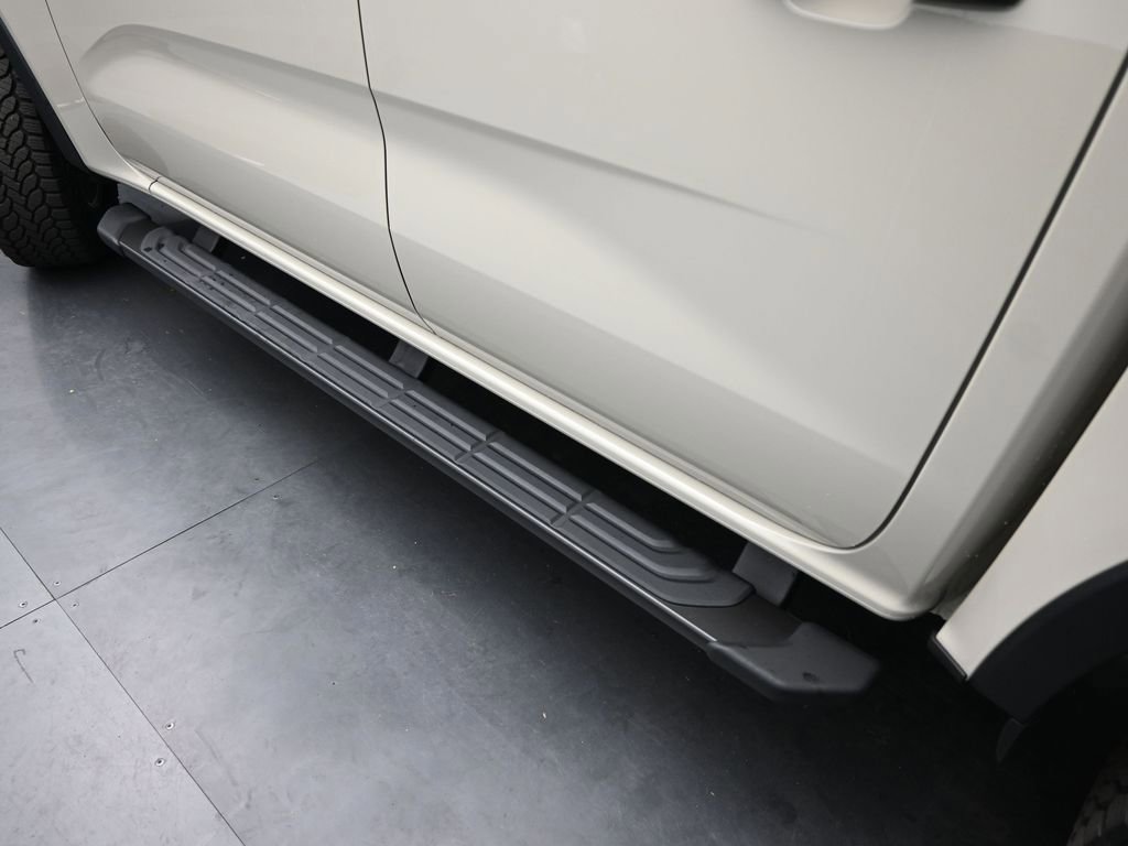 New 2025 Ford Ranger XLT w/ FX4 Off-Road Package image 13