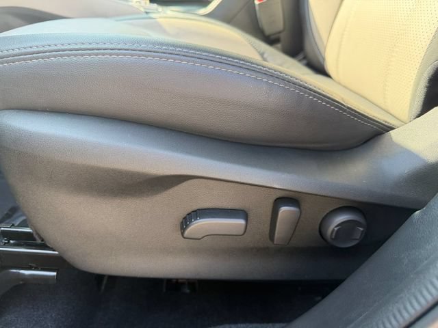 Used 2023 Subaru Forester Limited AWD/4WD image 18