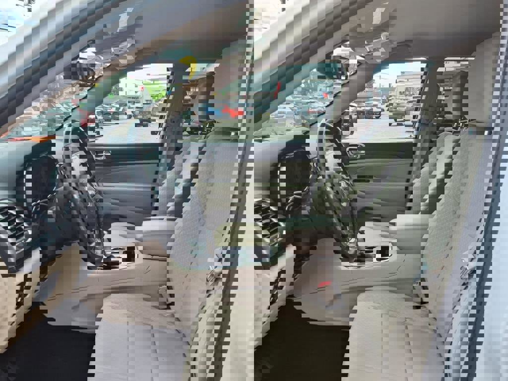 Used 2022 Jeep Grand Cherokee Laredo E AWD/4WD image 8