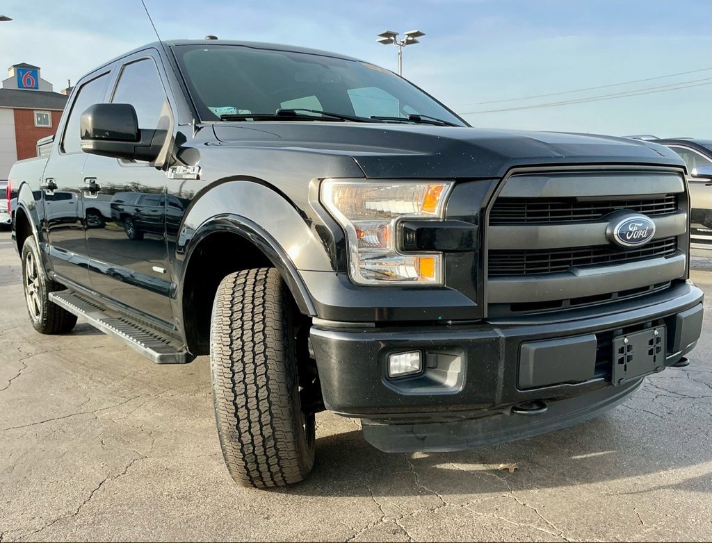 Used 2016 Ford F150 Lariat image 2
