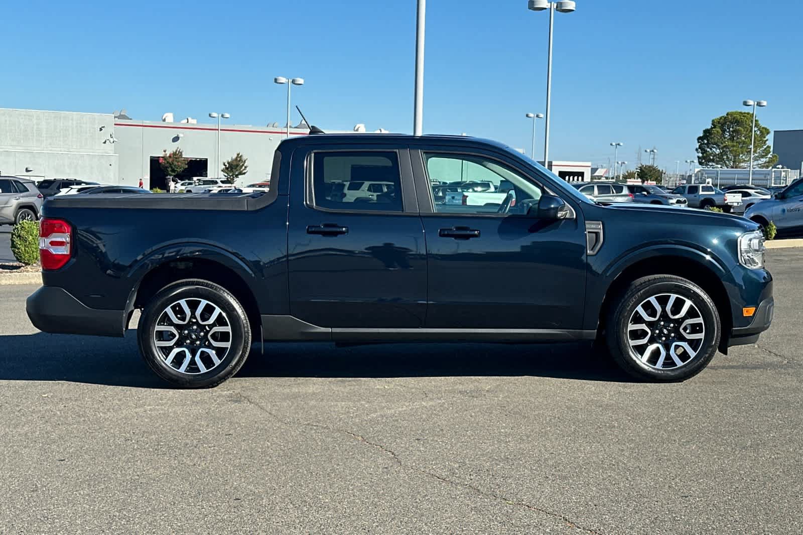 Used 2023 Ford Maverick Lariat w/ Lariat Luxury Package AWD/4WD image 6