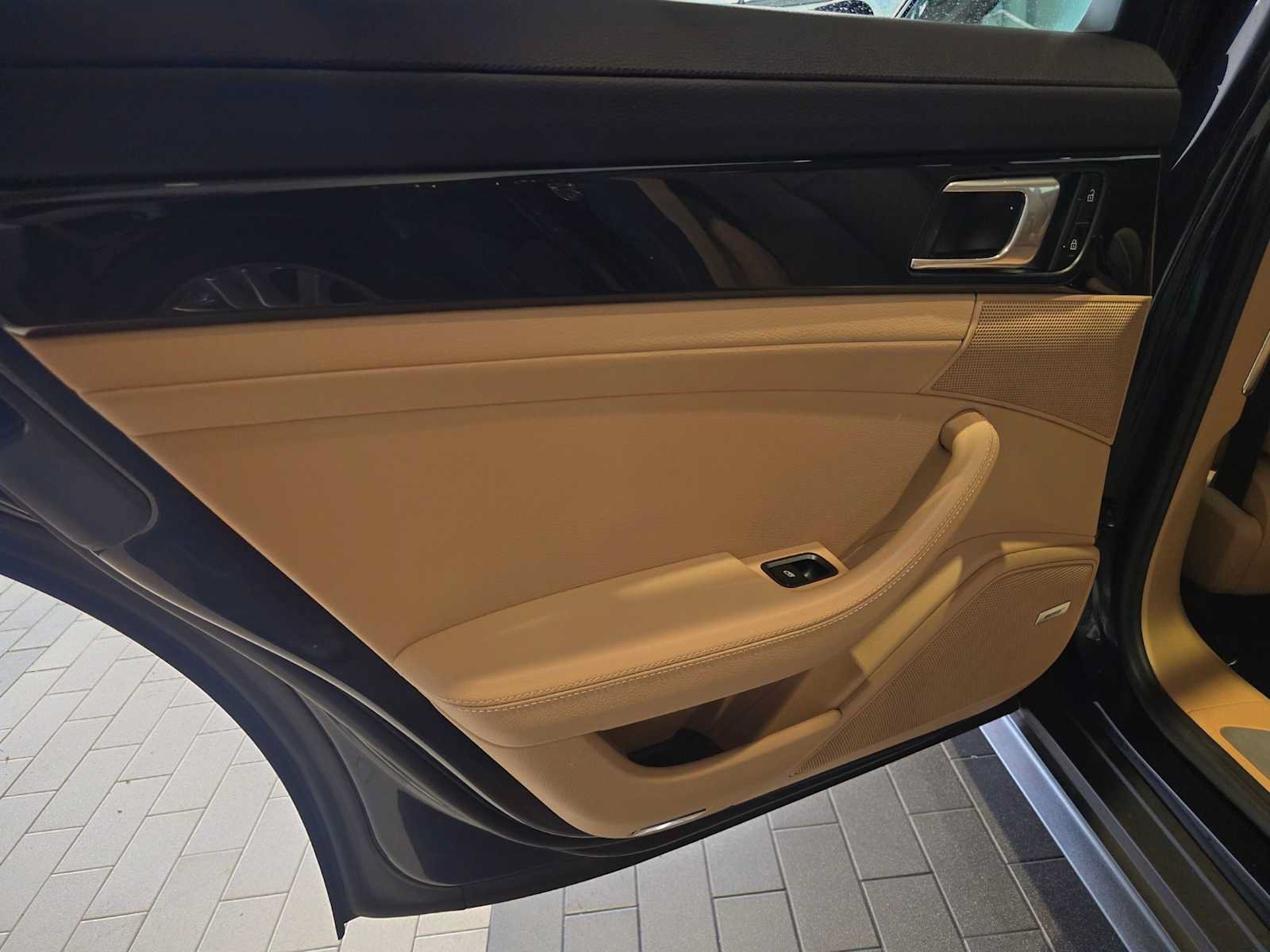 Used 2020 Porsche Panamera 4 AWD/4WD image 16