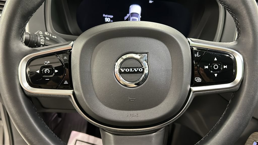 Certified 2023 Volvo XC90 B6 Ultimate w/ Protection Package Premier AWD/4WD image 12
