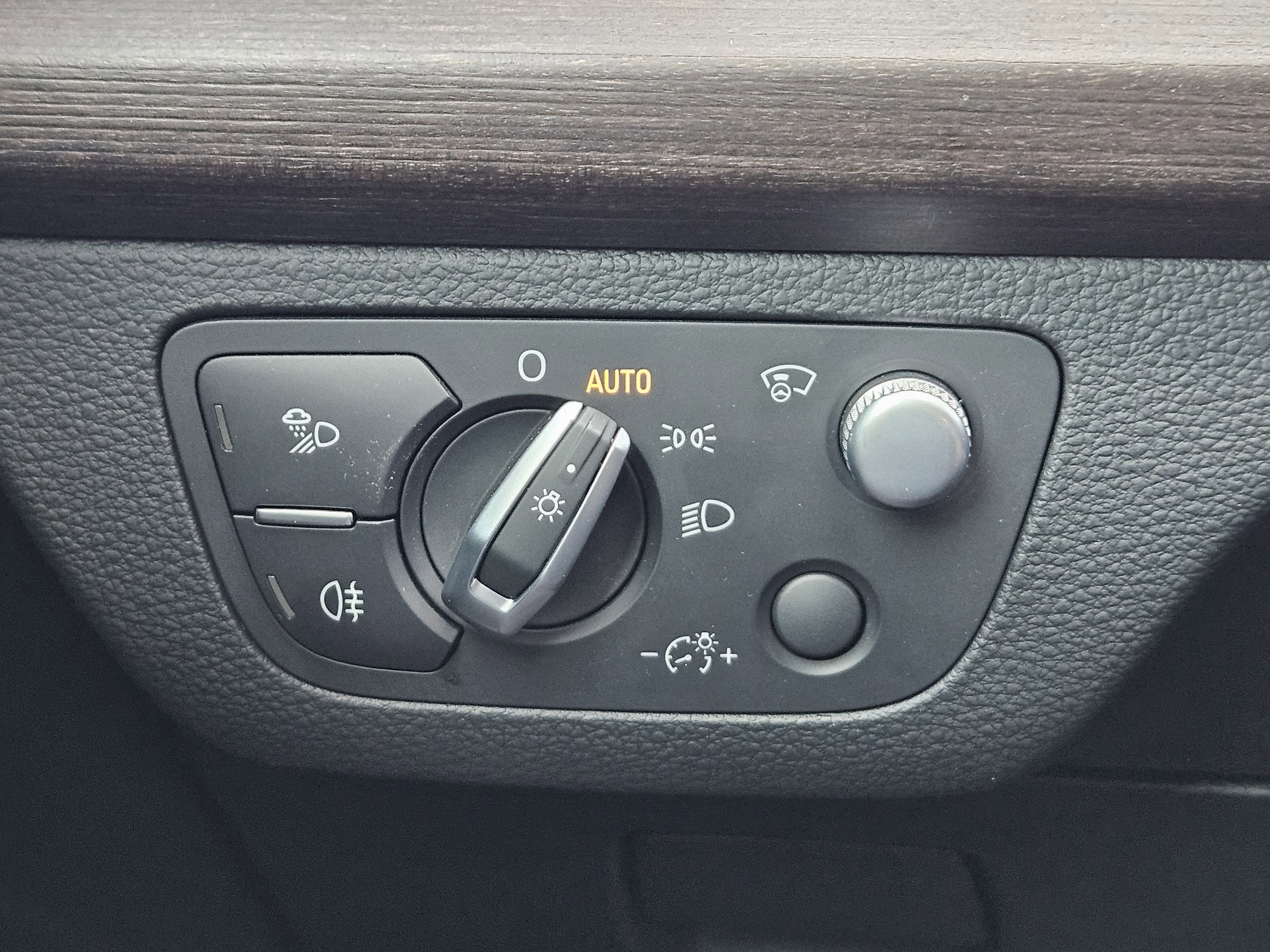 Used 2022 Audi Q5 2.0T Prestige image 22